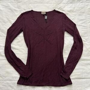 Dolce & Gabbana D&G burgundy red thin knit sweater top with pointelle detailing